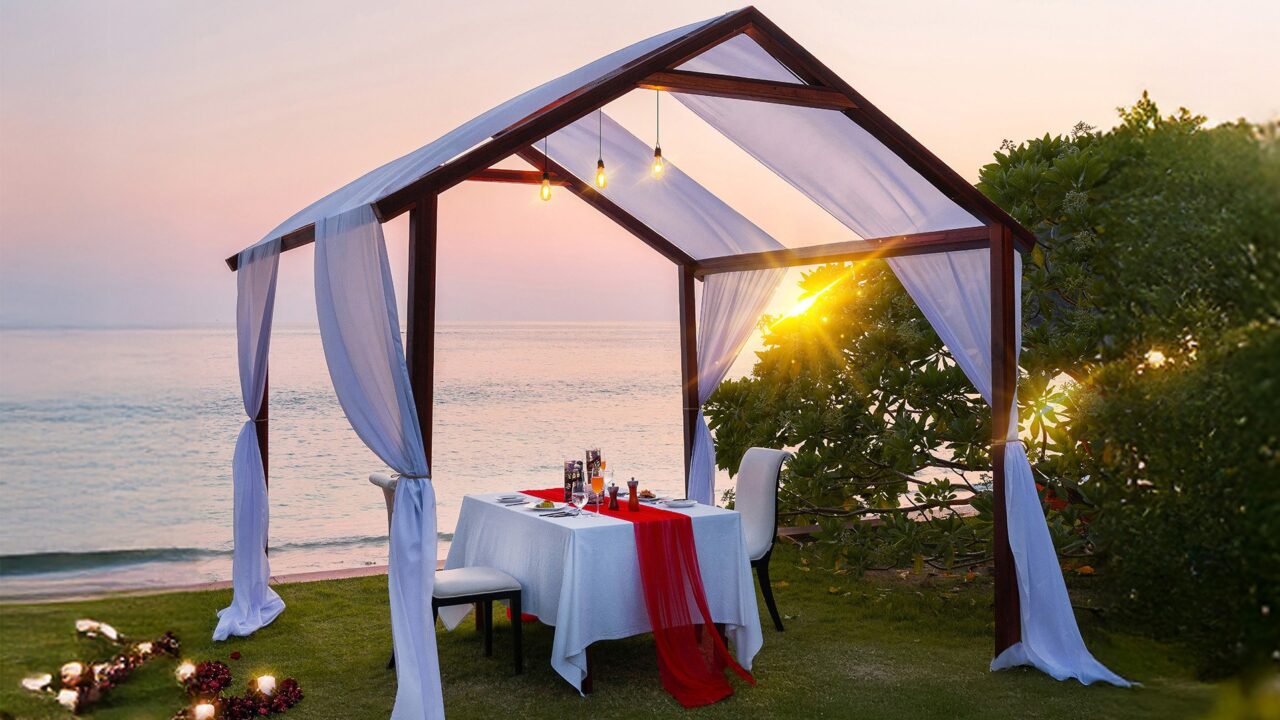 Romantic Getaway Package 4 promotion